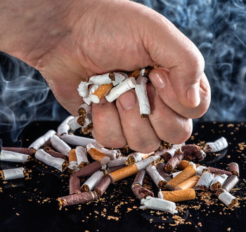 Табакокурение в Чалонге